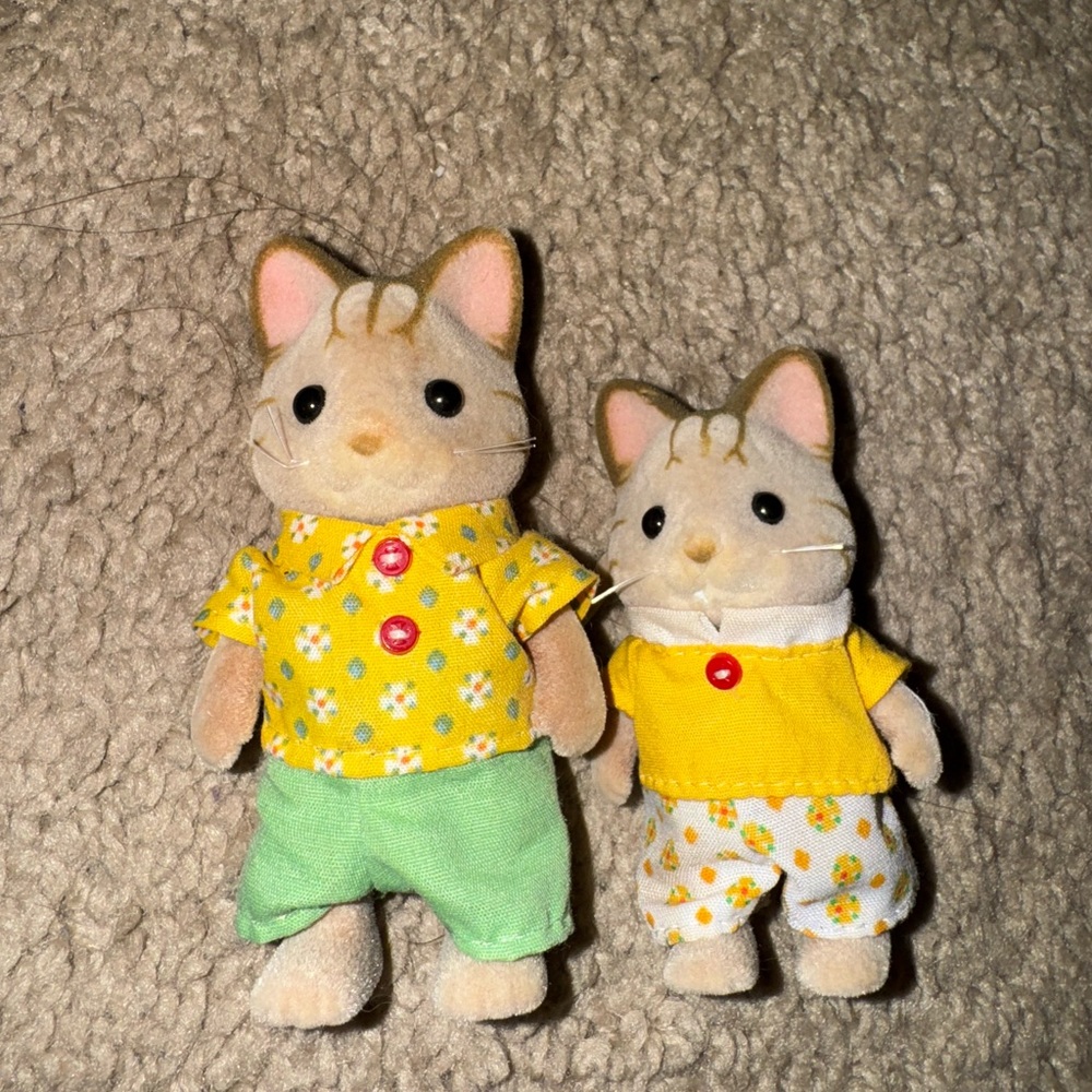 Adorable Cat Family Doll Set with Yellow Outfits